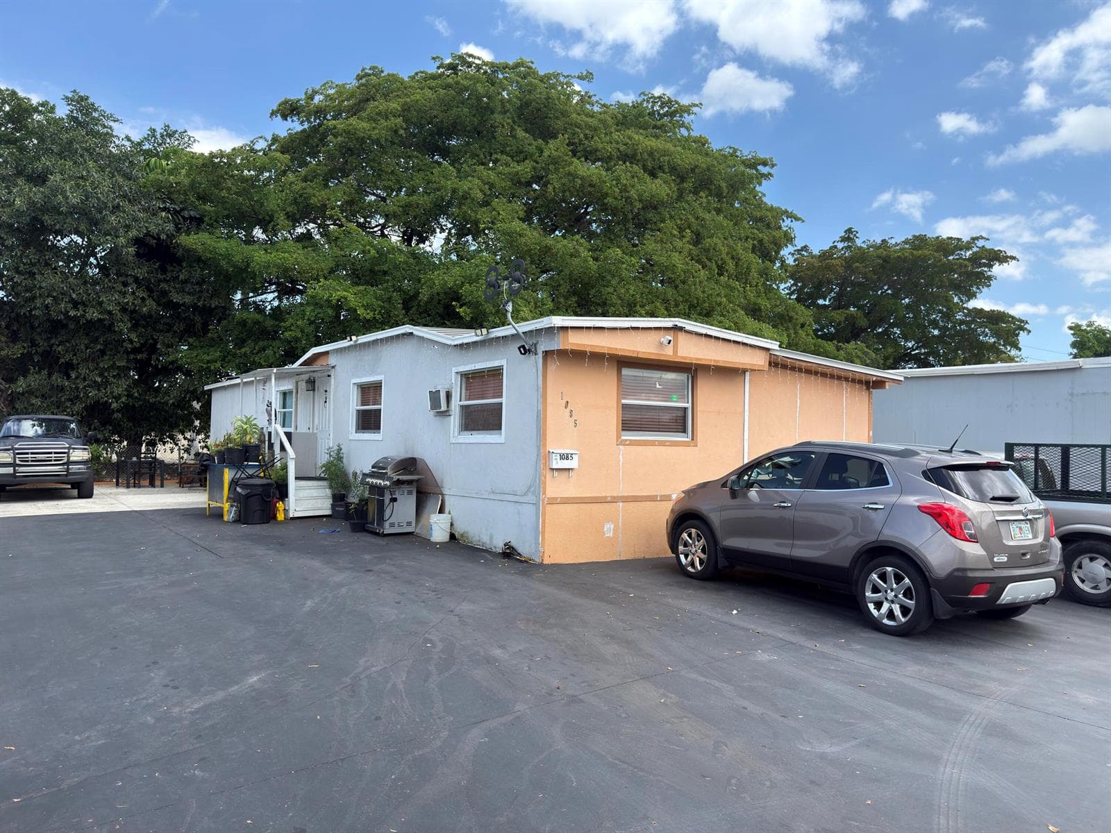 1085 SW 127th Court, Miami FL 33184 — 1