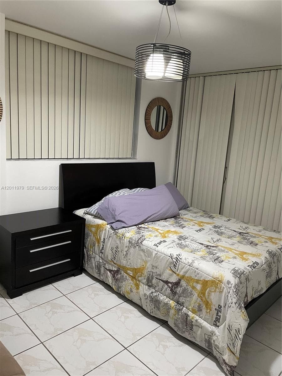 1621 Collins Ave # 707, Miami Beach FL 33139 — 16