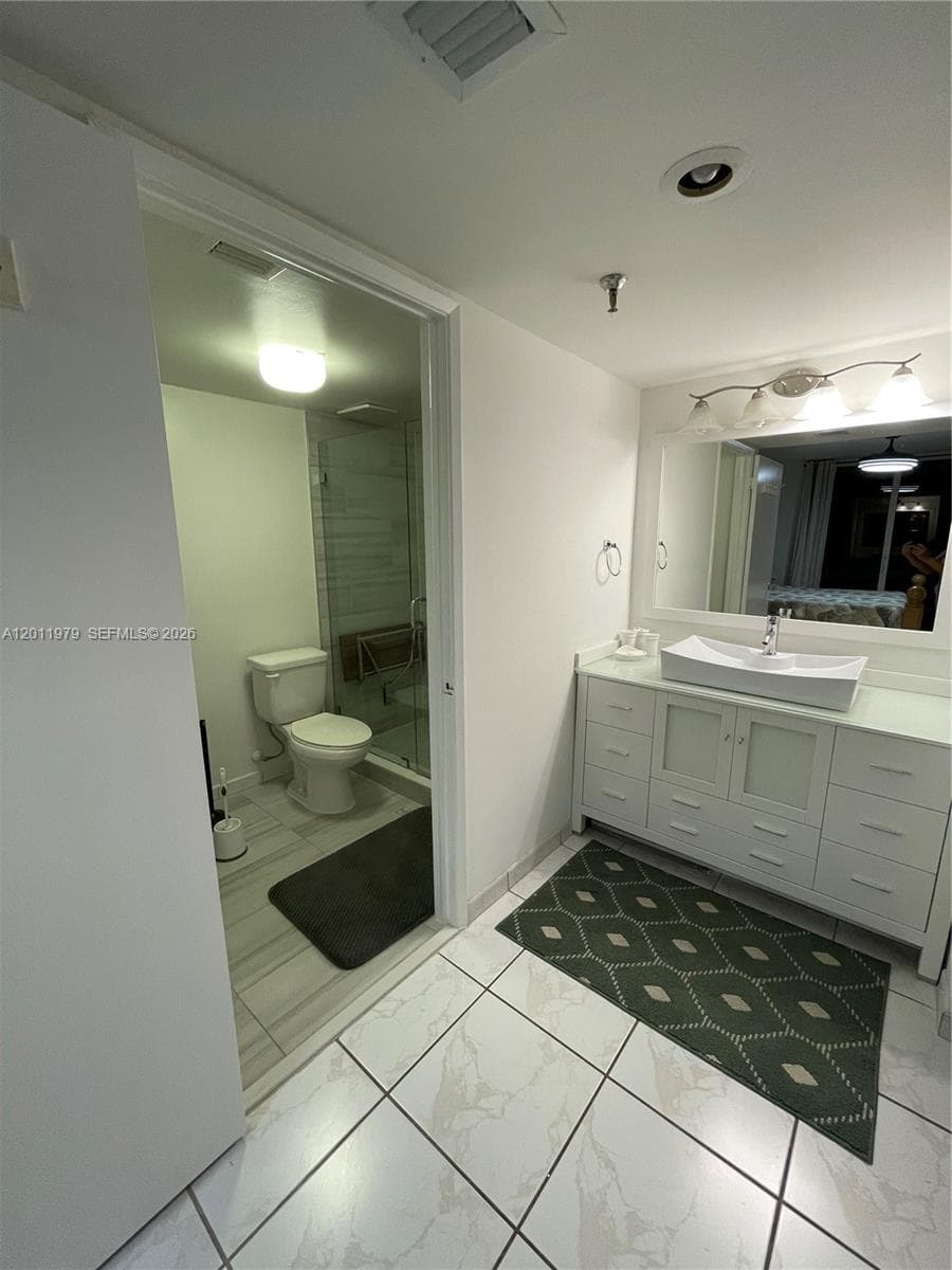 1621 Collins Ave # 707, Miami Beach FL 33139 — 9