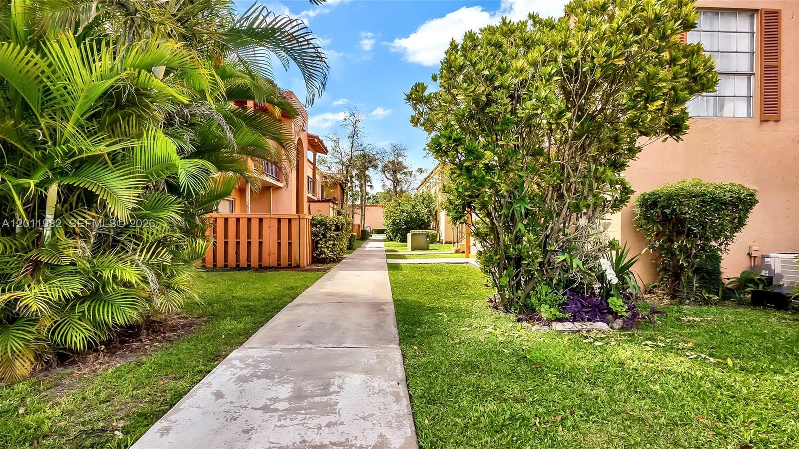 7231 Miami Lakes Dr # C5, Miami Lakes FL 33014 — 19