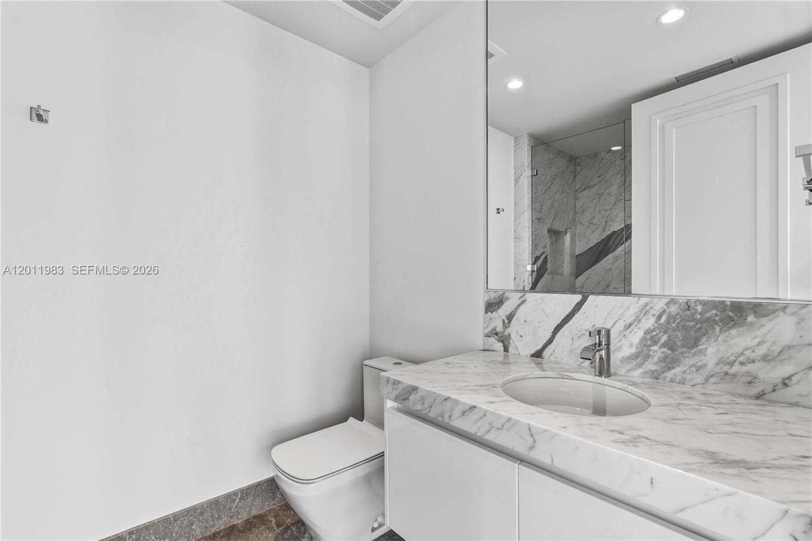 17901 Collins Ave # 1803, Sunny Isles Beach FL 33160 — 17