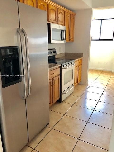 4242 NW 2nd St # 901, Miami FL 33126 — 9