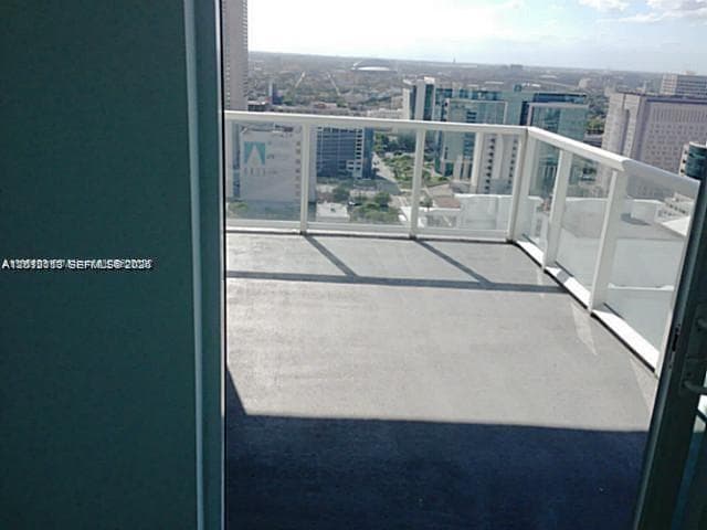 253 NE 2nd St # 3002, Miami FL 33132 — 8