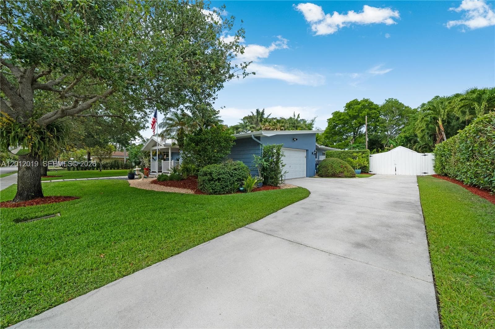 13401 SW 74th Ave, Pinecrest FL 33156 — 23