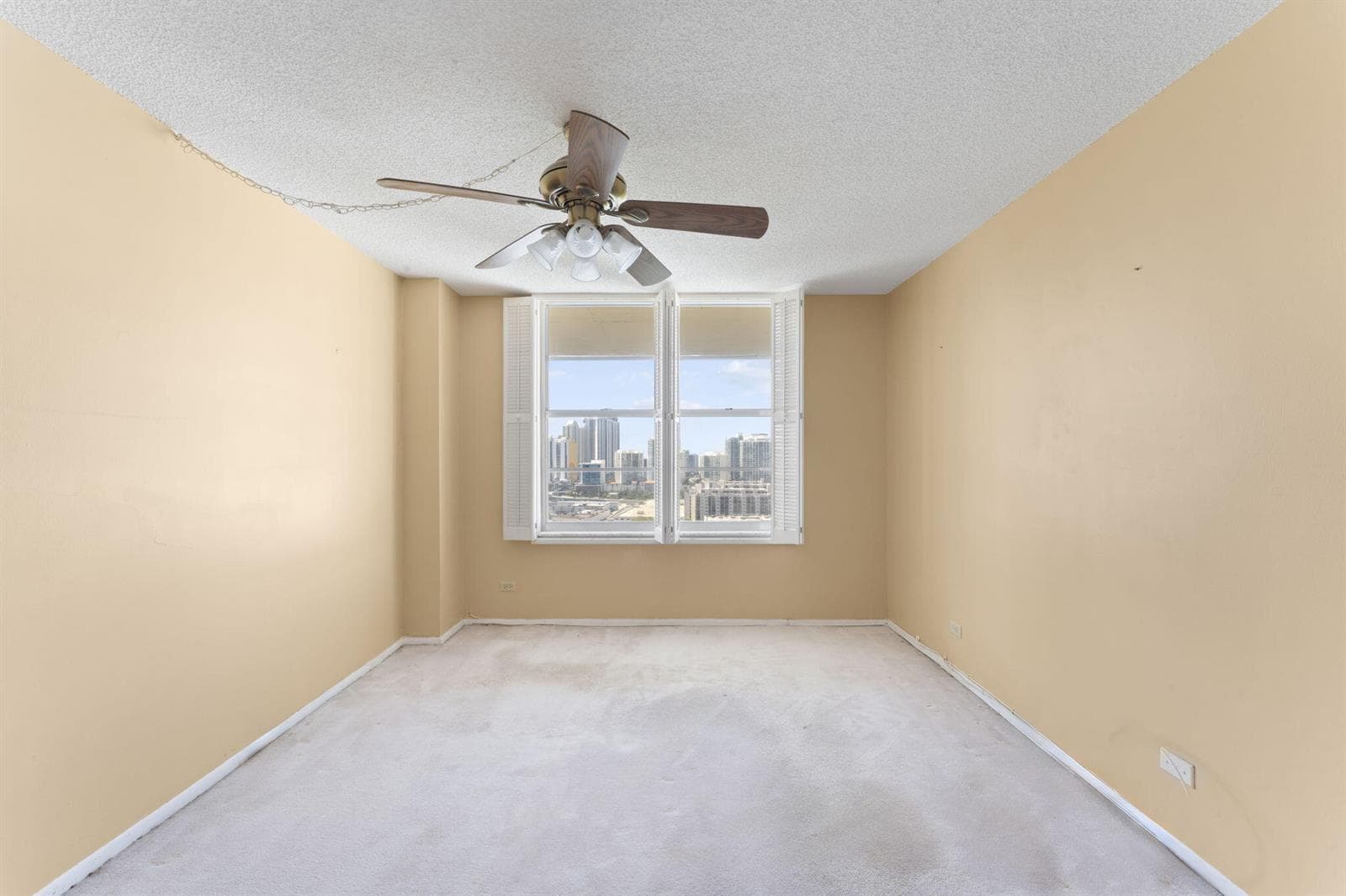 230 174th Street # 2402, Sunny Isles Beach FL 33160 — 24