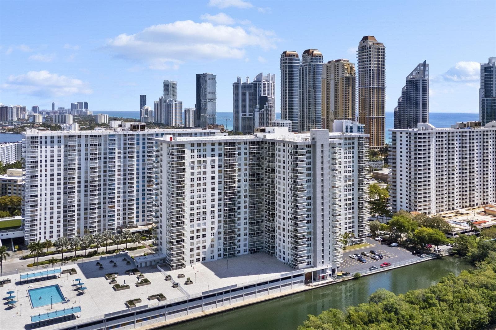 230 174th Street # 2402, Sunny Isles Beach FL 33160 — 37