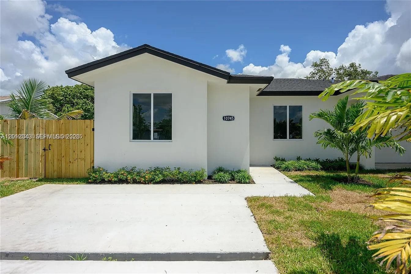 10745 SW 217TH ST # B, Miami FL 33170 — 1
