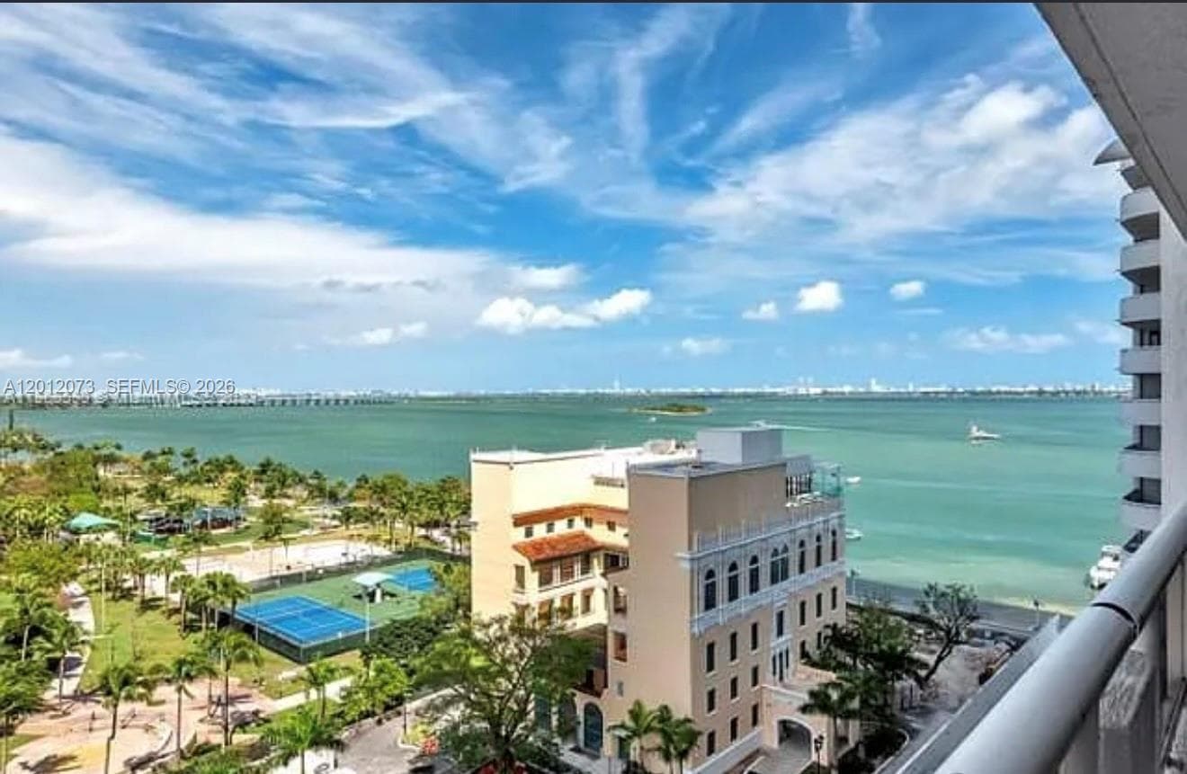 1717 N Bayshore Dr # A1448, Miami FL 33132 — 1