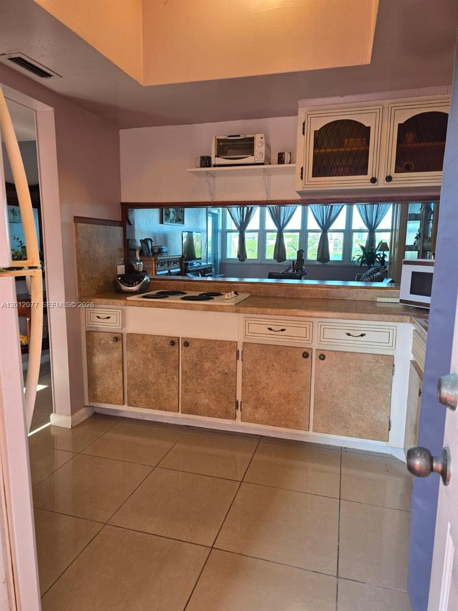 18707 NE 14th Ave # 727, Miami FL 33179 — 11