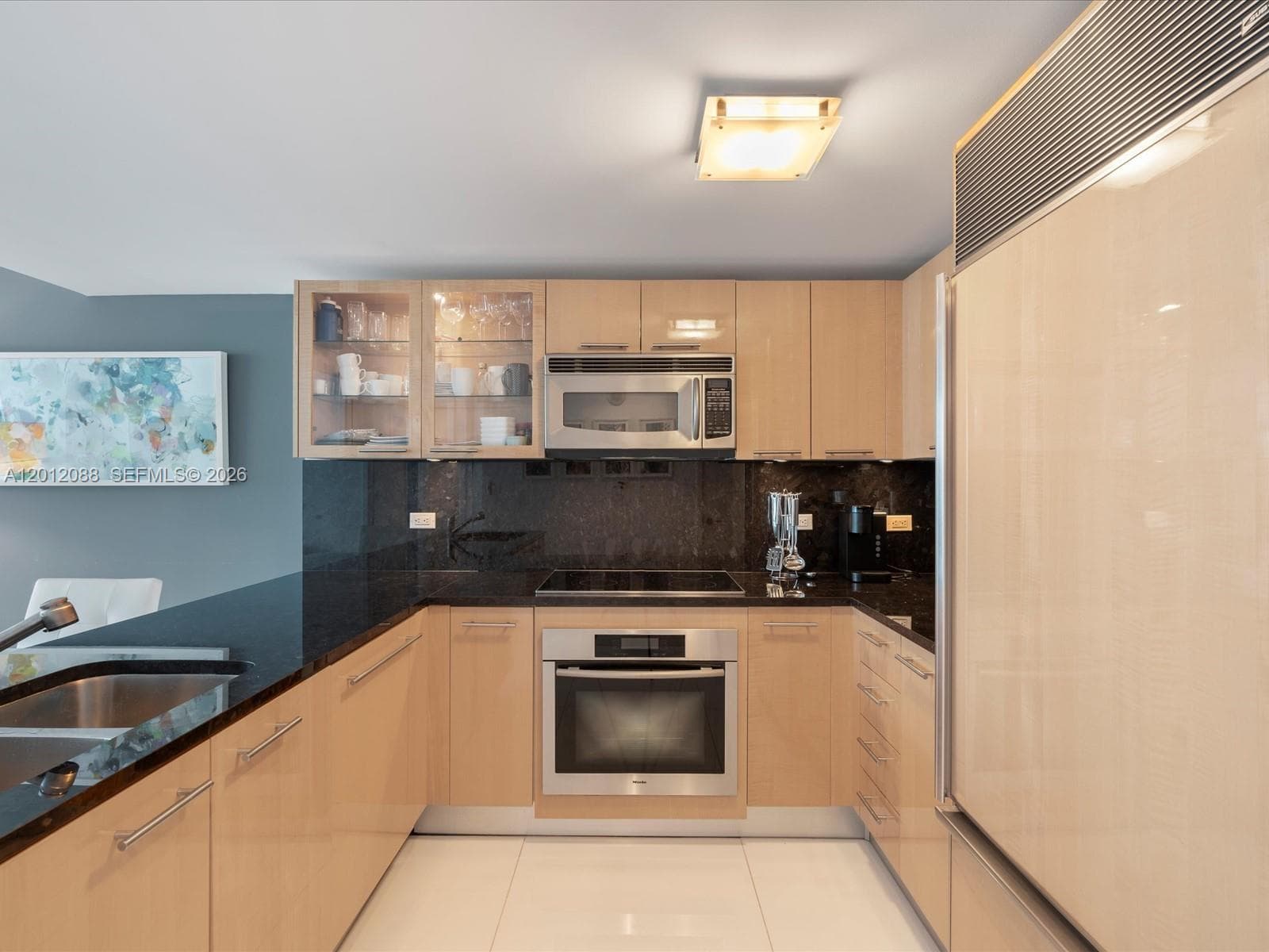 6801 Collins Ave # 1208, Miami Beach FL 33141 — 15
