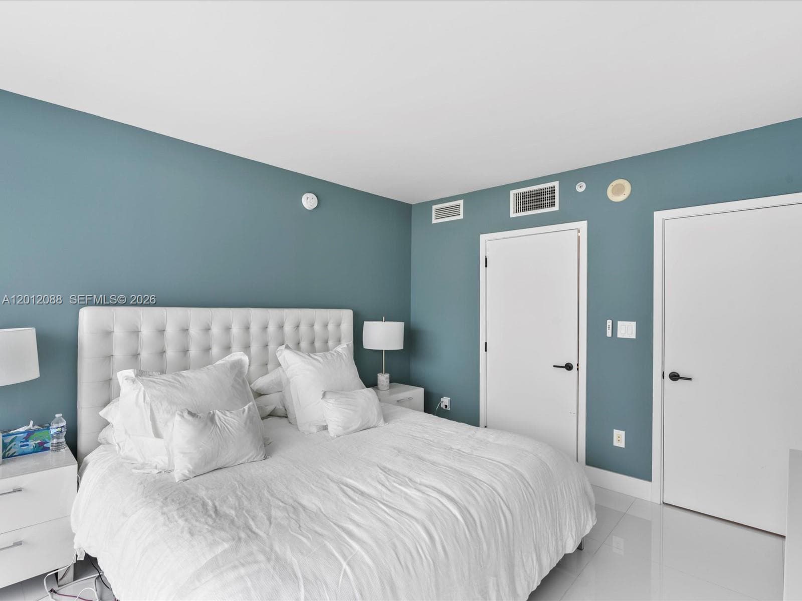 6801 Collins Ave # 1208, Miami Beach FL 33141 — 19