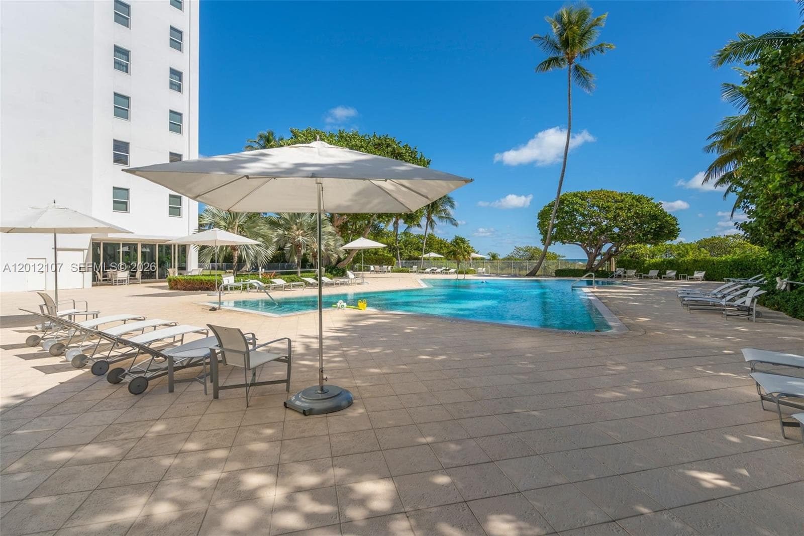 200 Ocean Lane Dr # 407, Key Biscayne FL 33149 — 33