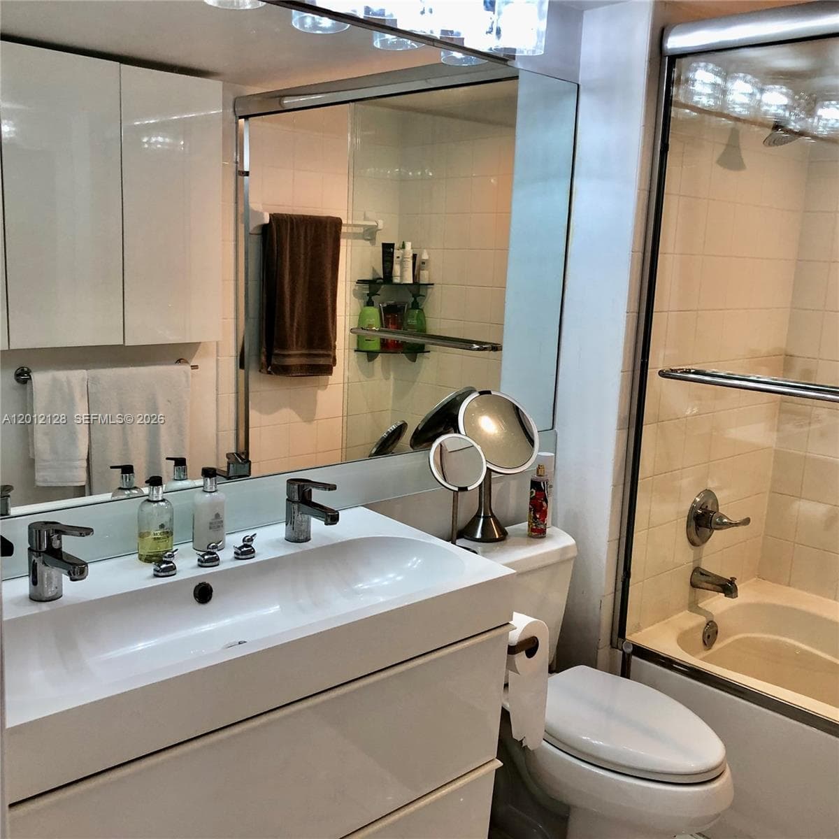 90 Alton Rd # 307, Miami Beach FL 33139 — 9