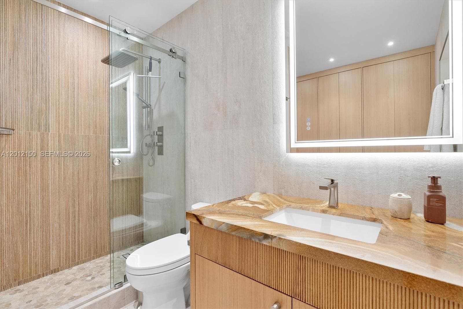 10275 Collins Ave # 1530, Bal Harbour FL 33154 — 23