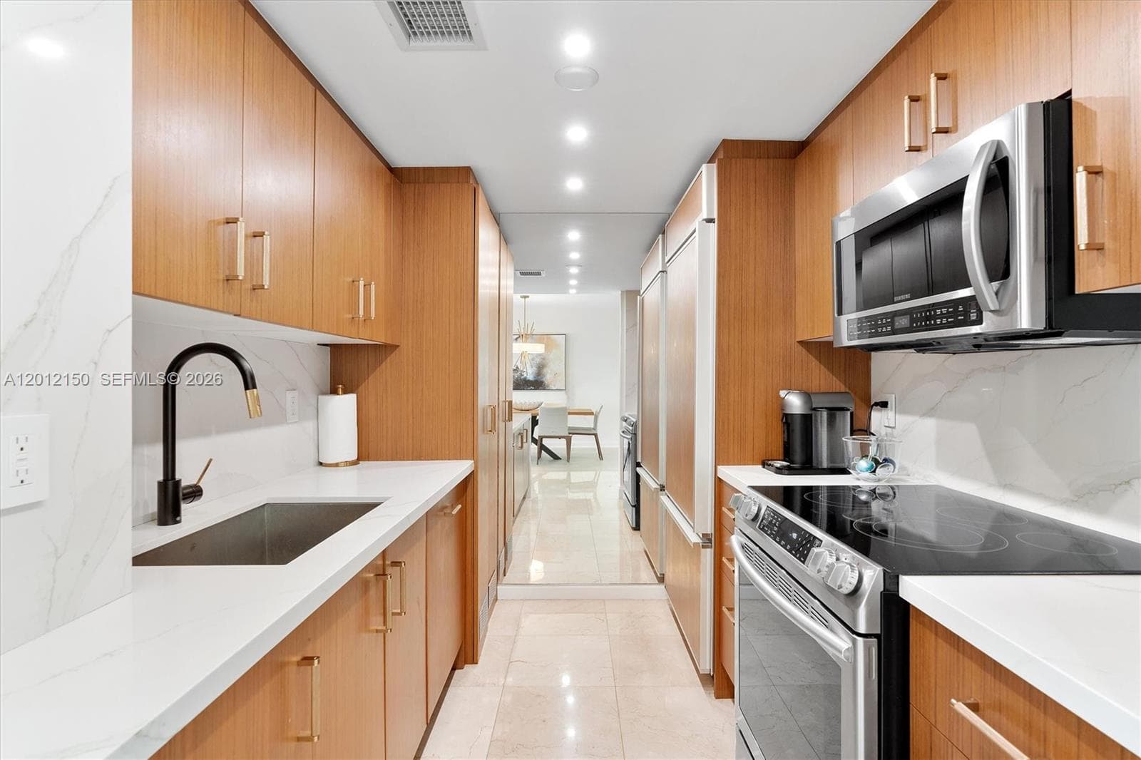 10275 Collins Ave # 1530, Bal Harbour FL 33154 — 6