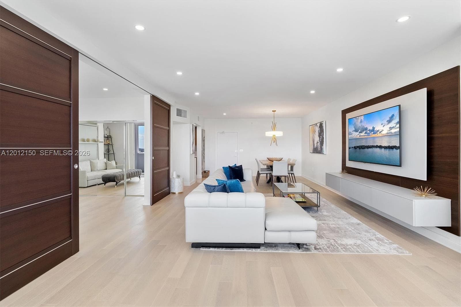 10275 Collins Ave # 1530, Bal Harbour FL 33154 — 16