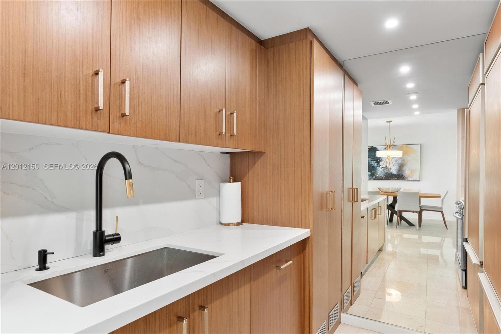 10275 Collins Ave # 1530, Bal Harbour FL 33154 — 7