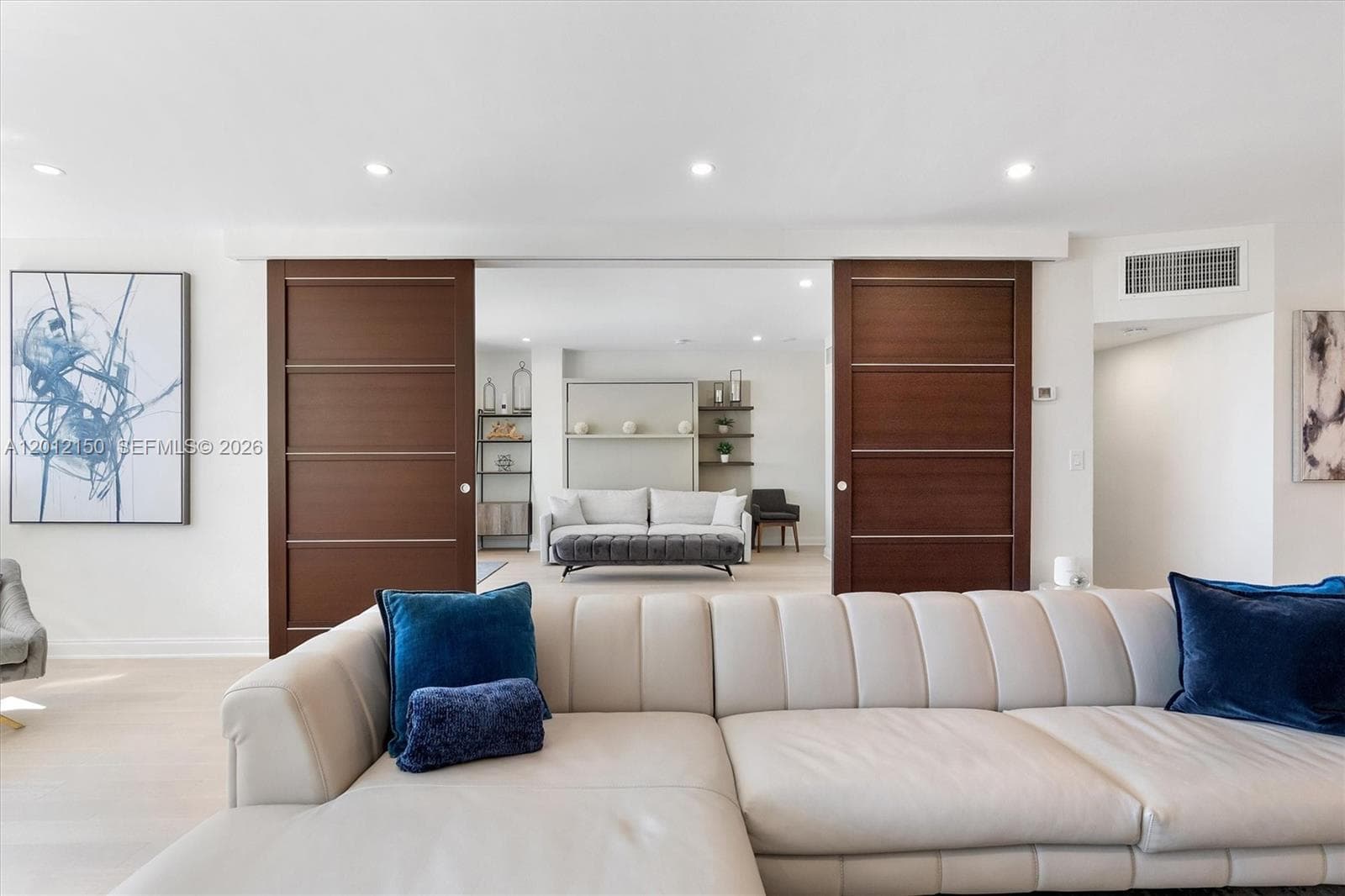 10275 Collins Ave # 1530, Bal Harbour FL 33154 — 15