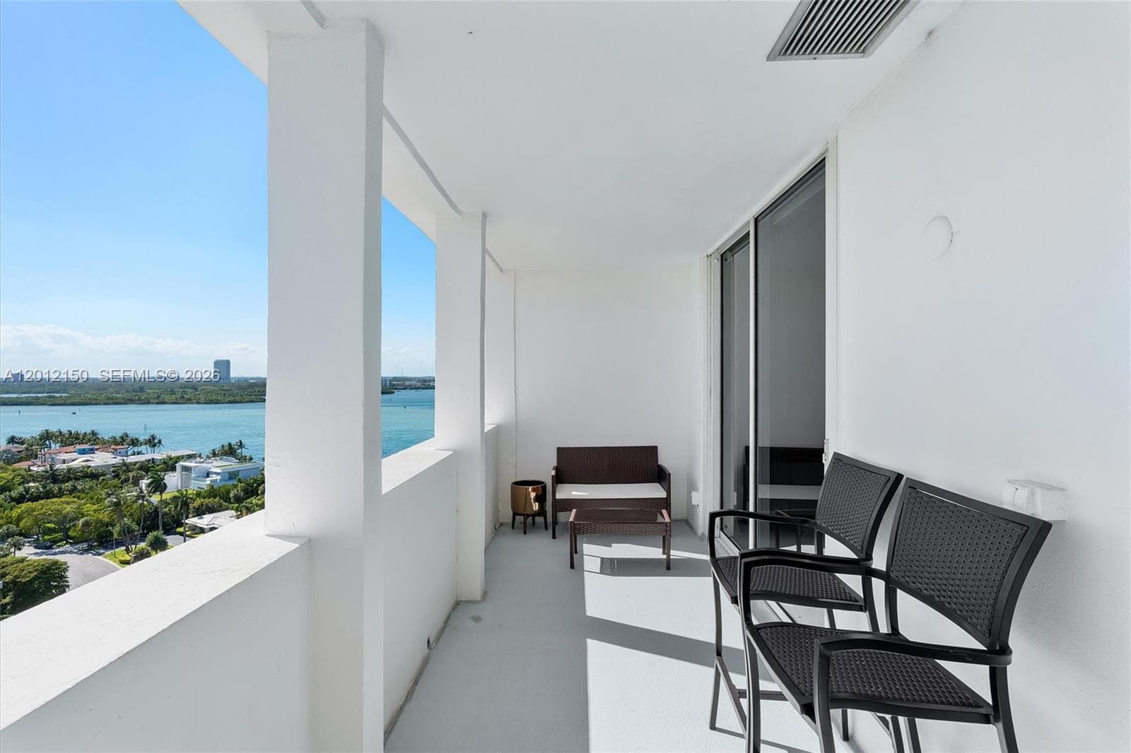 10275 Collins Ave # 1530, Bal Harbour FL 33154 — 31