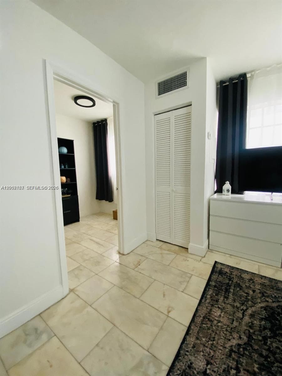 1526 Pennsylvania Ave # 20, Miami Beach FL 33139 — 6