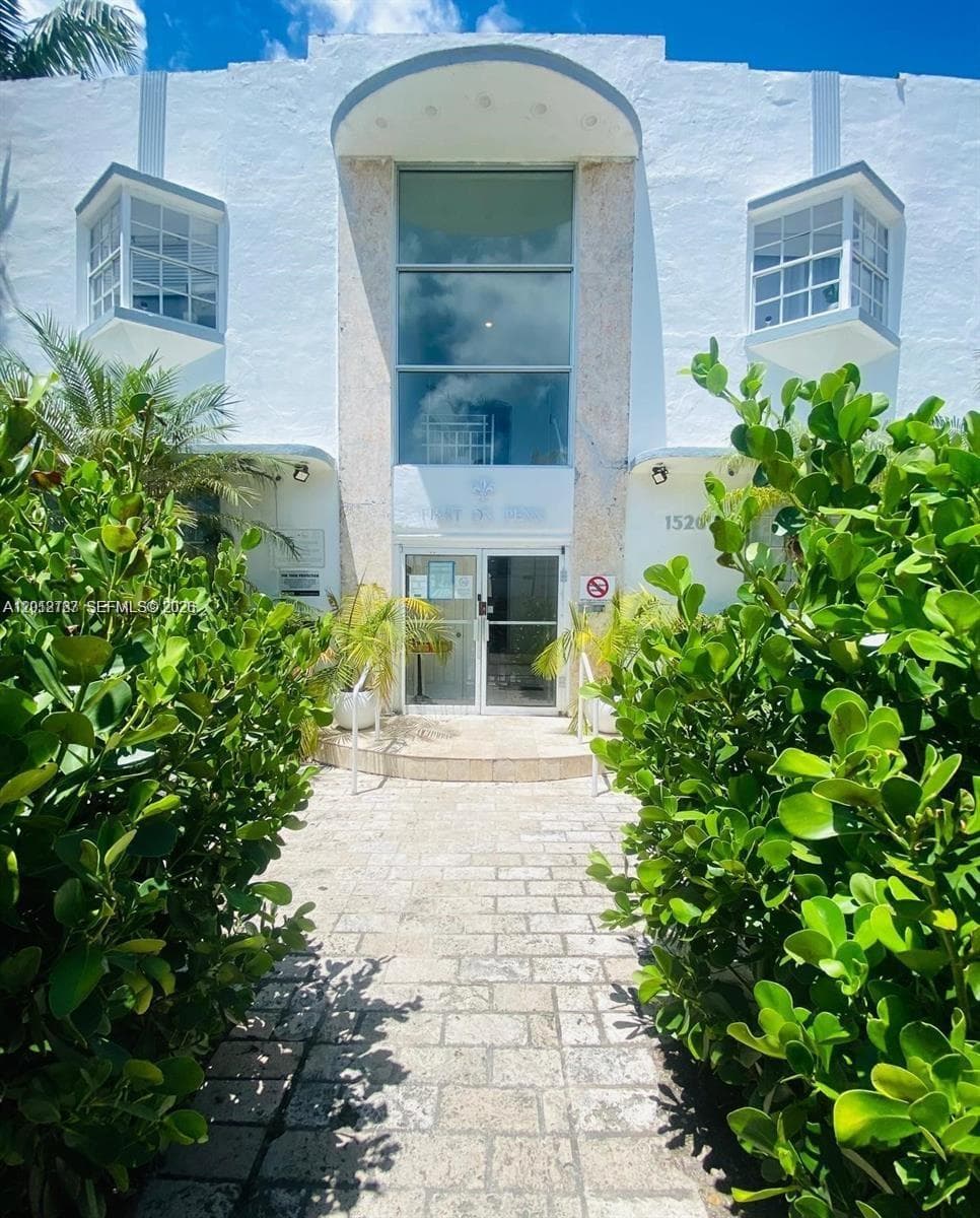 1526 Pennsylvania Ave # 20, Miami Beach FL 33139 — 1