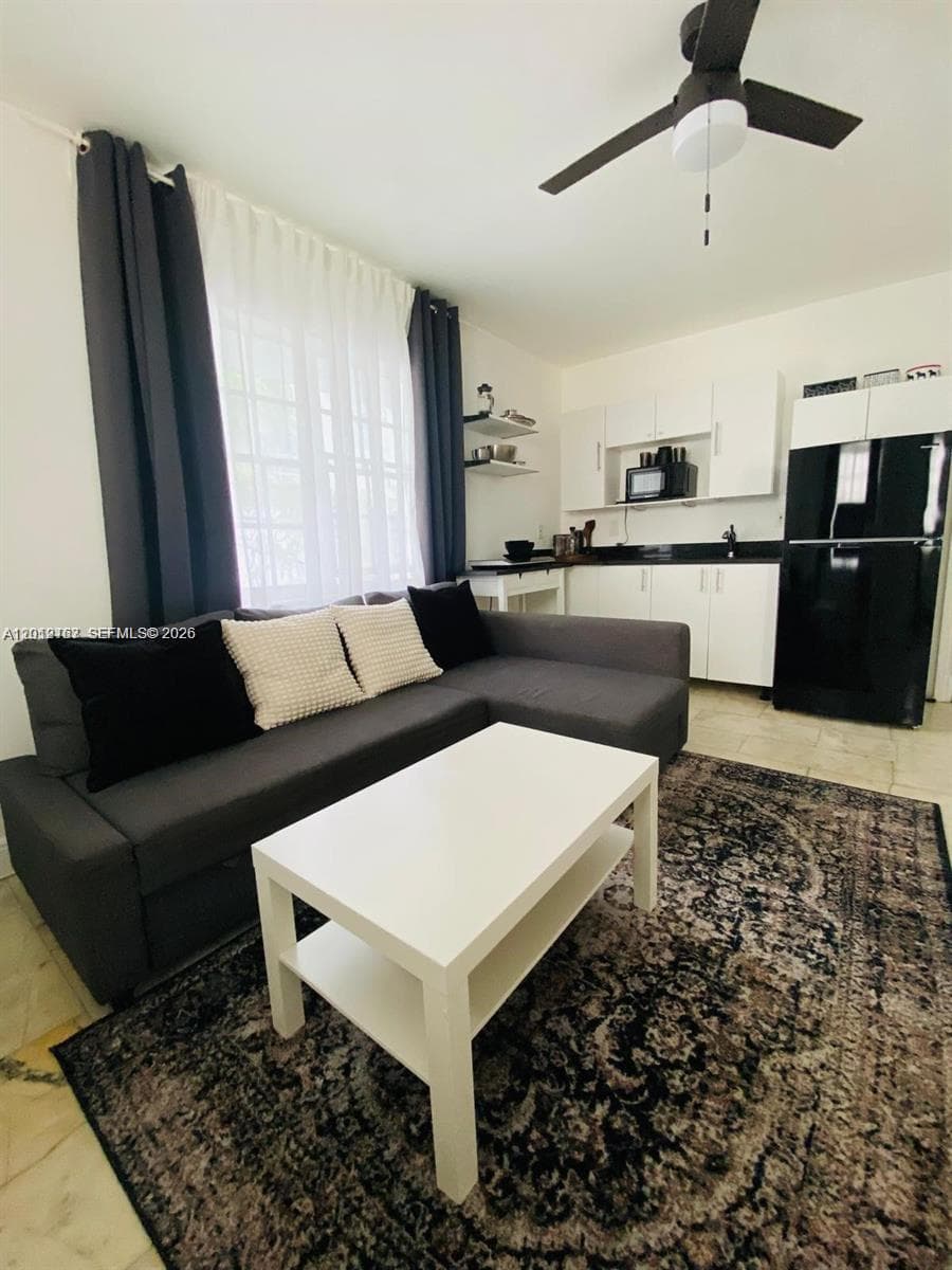 1526 Pennsylvania Ave # 20, Miami Beach FL 33139 — 8