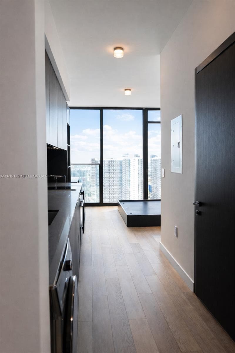 20 NE 11 th st # 3403A, Miami FL 33132 — 8