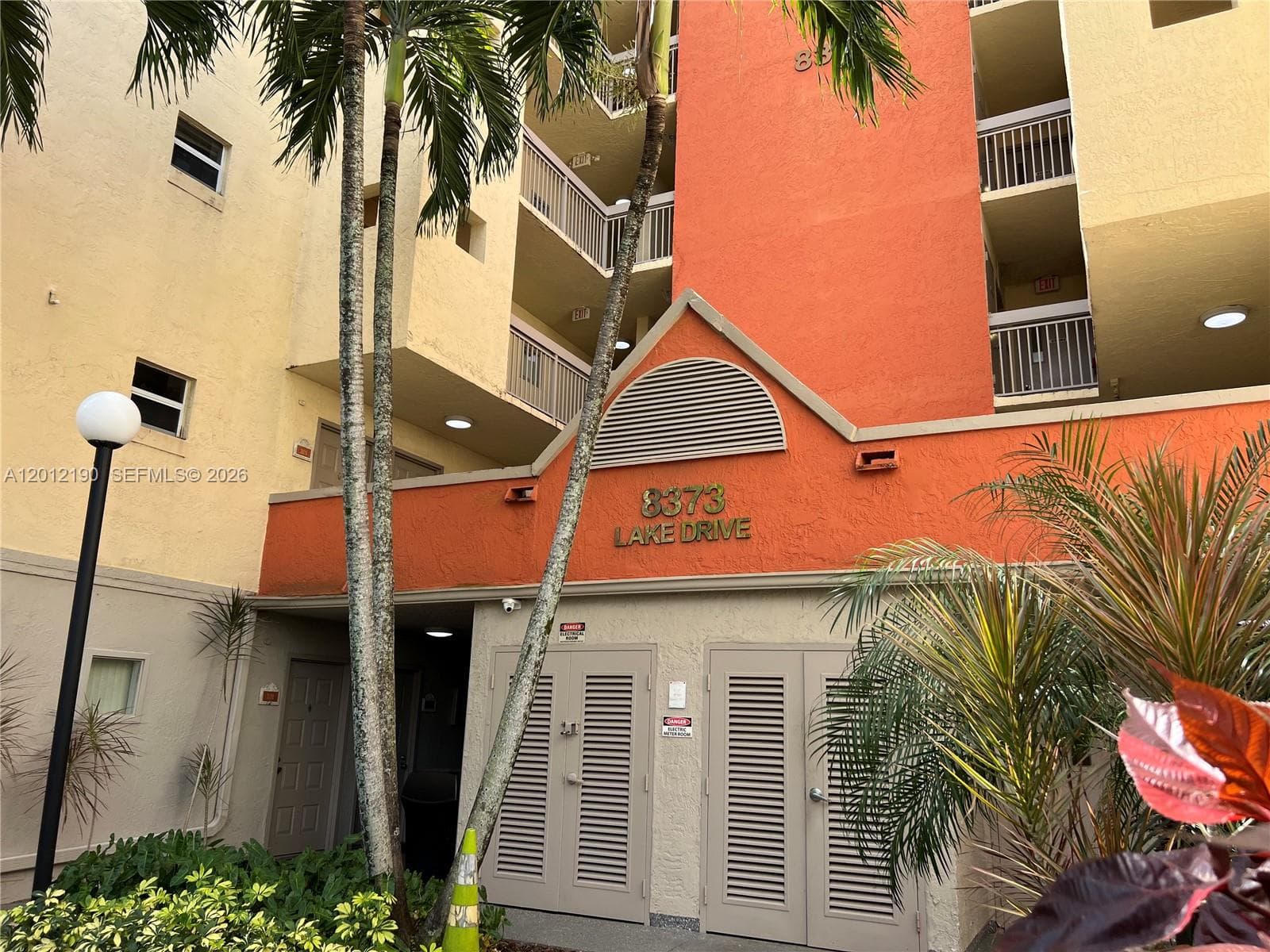 8373 Lake Dr # 202, Doral FL 33166 — 6