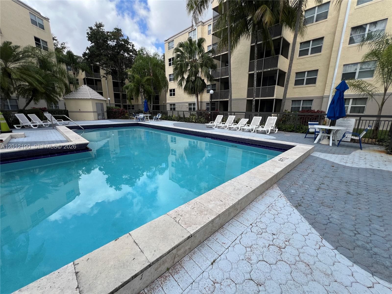8373 Lake Dr # 202, Doral FL 33166 — 18