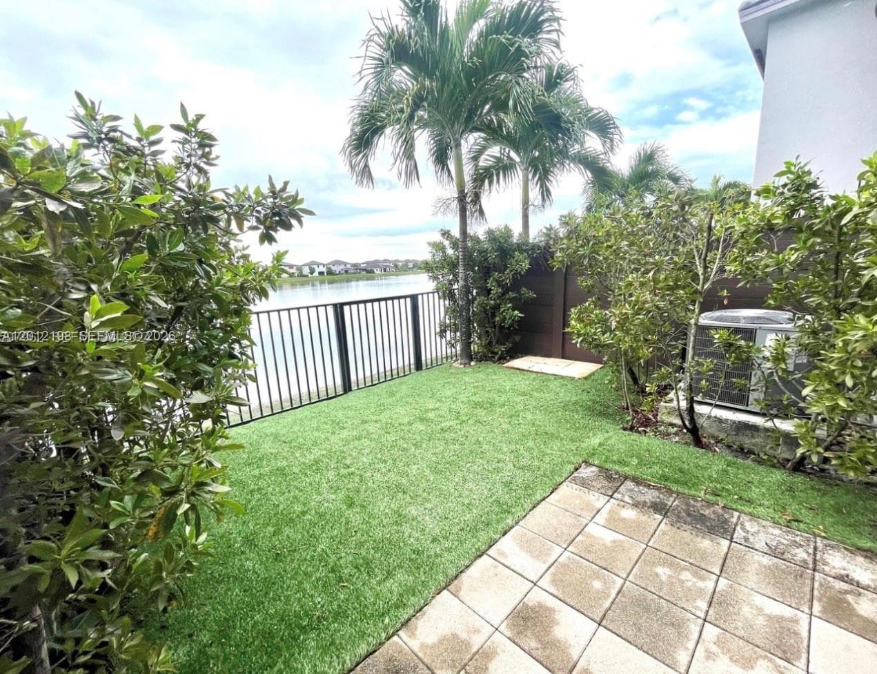 9083 NW 159th St # 9083, Miami Lakes FL 33018 — 2
