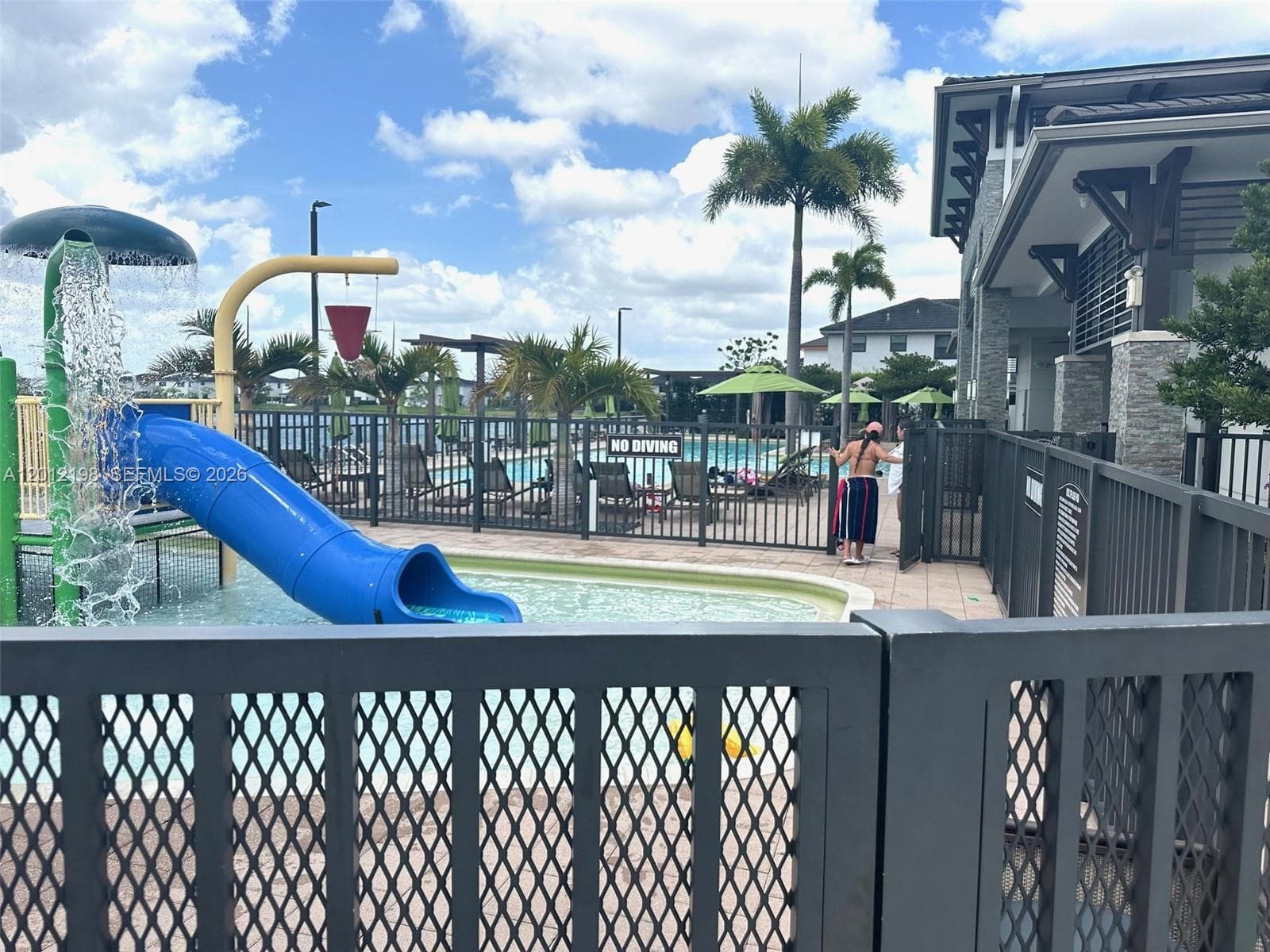 9083 NW 159th St # 9083, Miami Lakes FL 33018 — 24