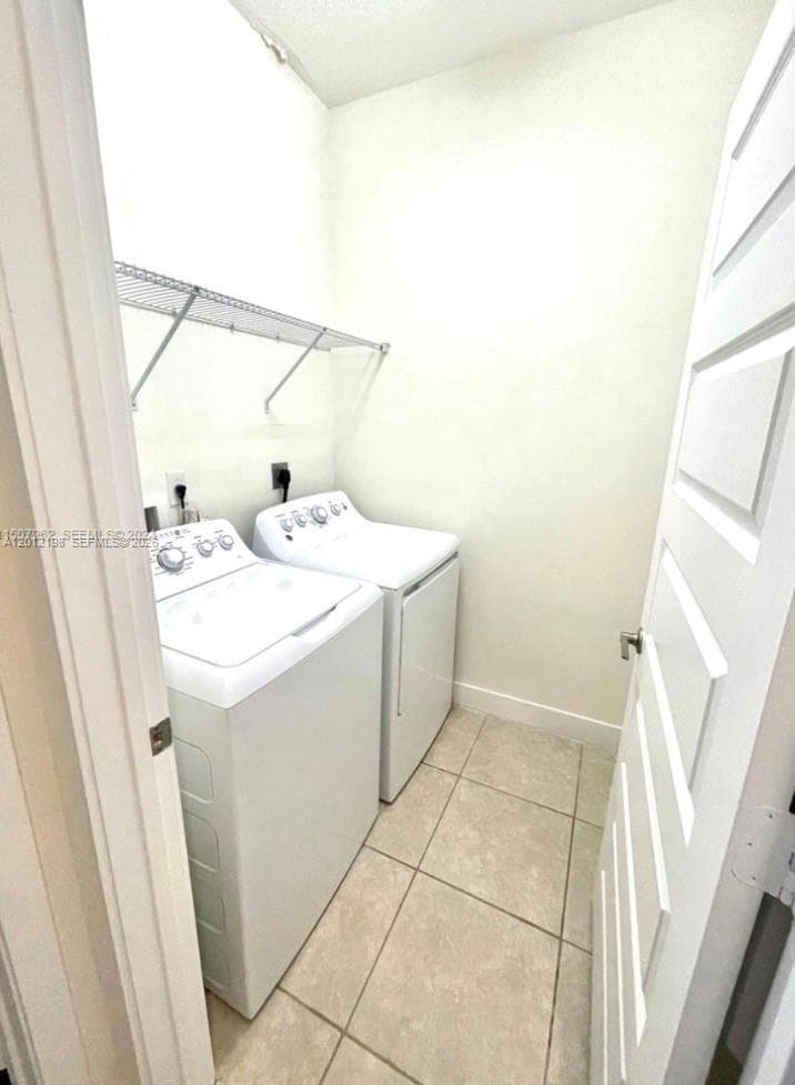 9083 NW 159th St # 9083, Miami Lakes FL 33018 — 15