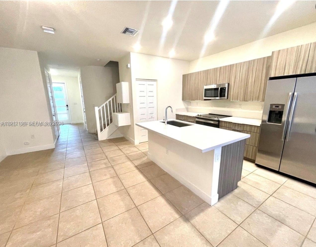 9083 NW 159th St # 9083, Miami Lakes FL 33018 — 8