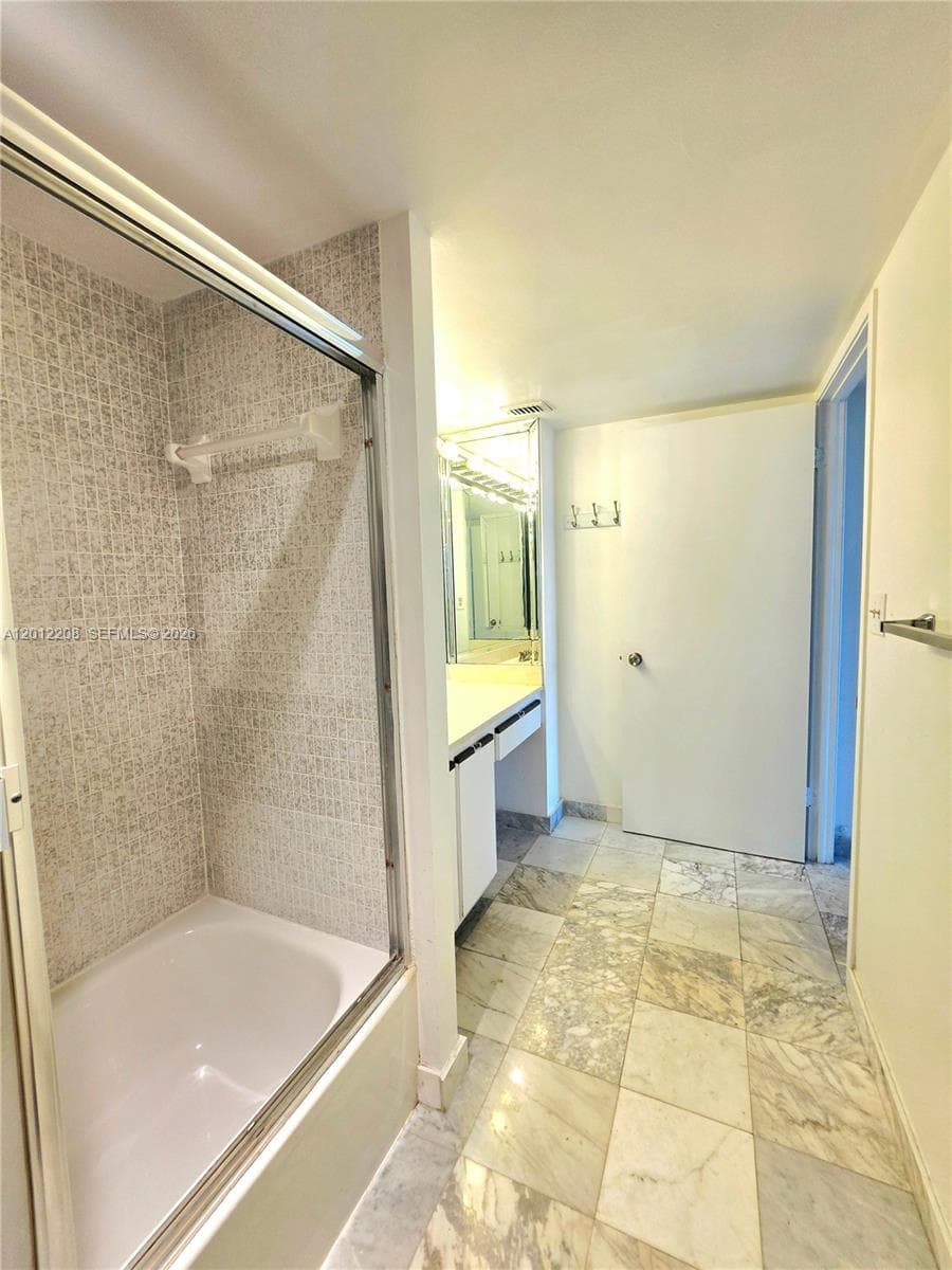 290 174th St # 1517, Sunny Isles Beach FL 33160 — 22