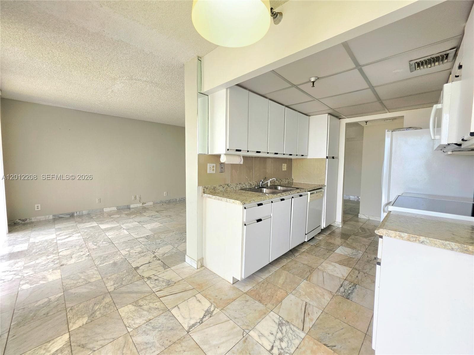 290 174th St # 1517, Sunny Isles Beach FL 33160 — 9