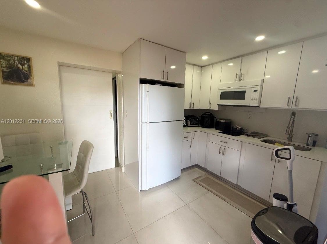 5591 W 2nd Ave # 3, Hialeah FL 33012 — 3