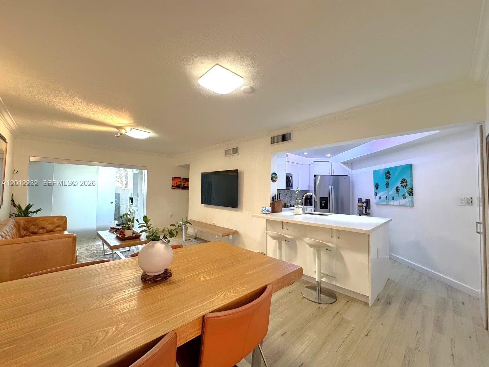 10241 NW 9th St Cir # 5, Miami FL 33172 — 9