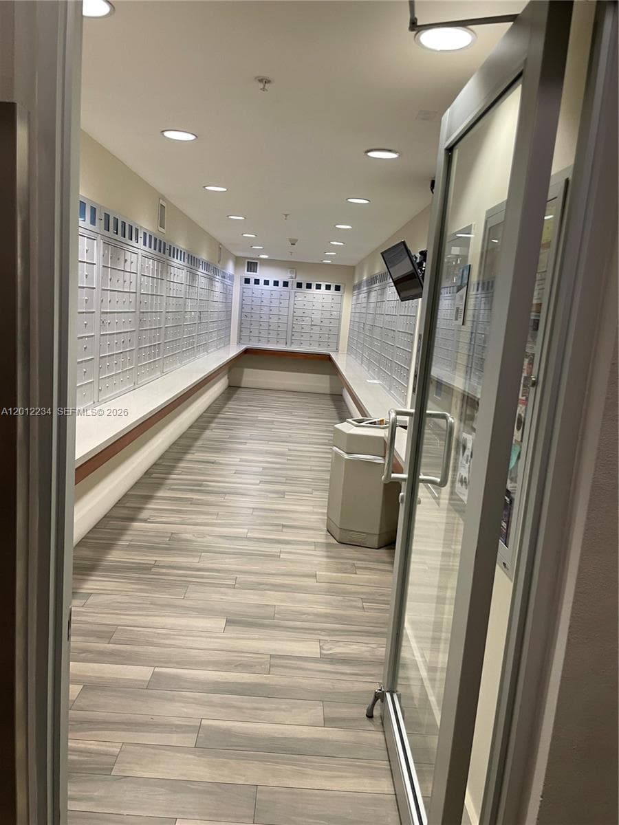 1750 N Bayshore Dr # 3403, Miami FL 33132 — 23