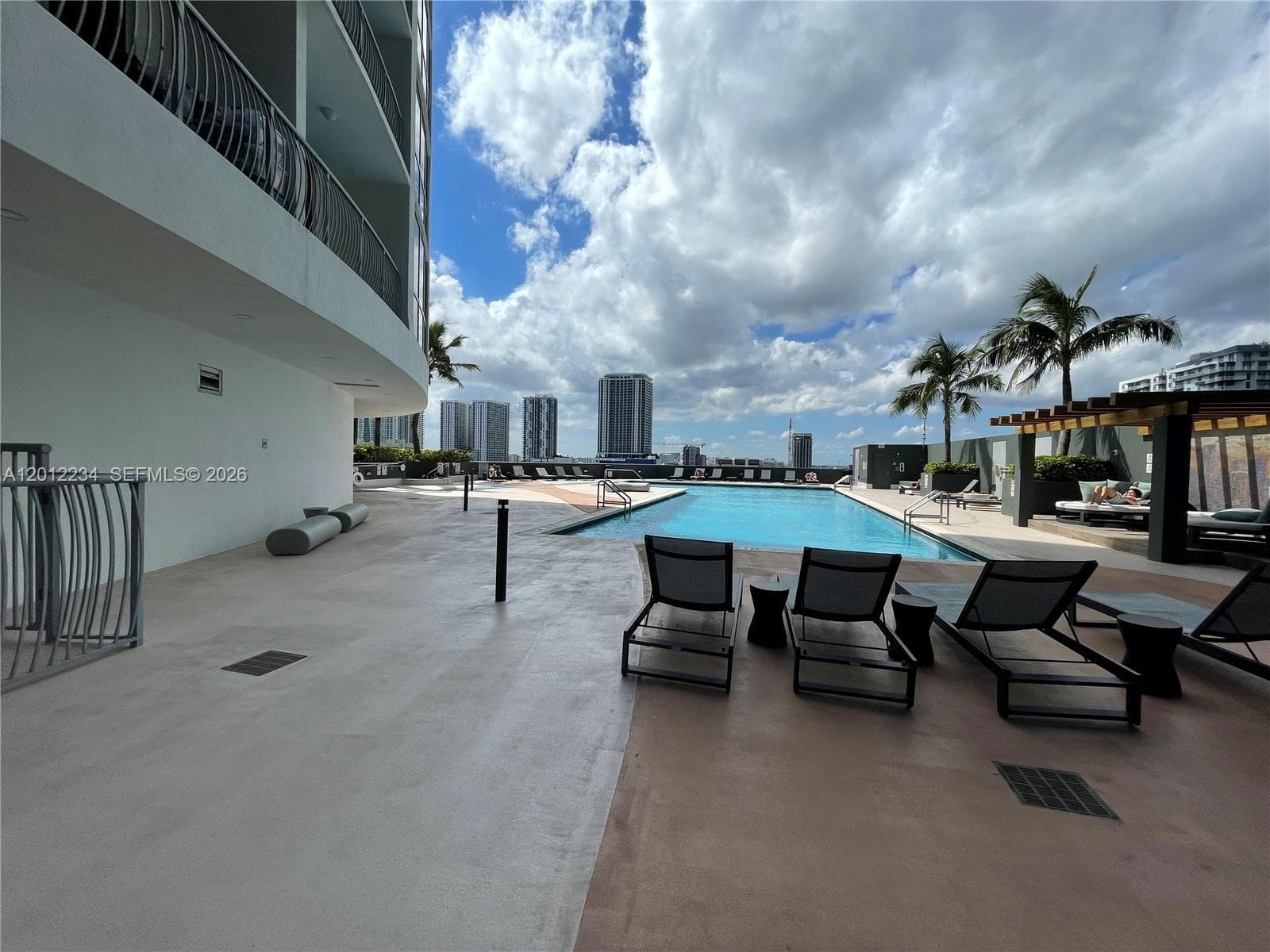 1750 N Bayshore Dr # 3403, Miami FL 33132 — 11