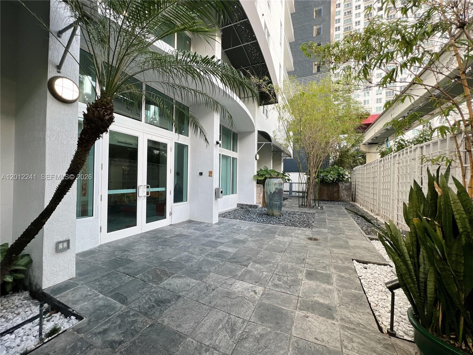 234 NE 3rd St # 703, Miami FL 33132 — 3