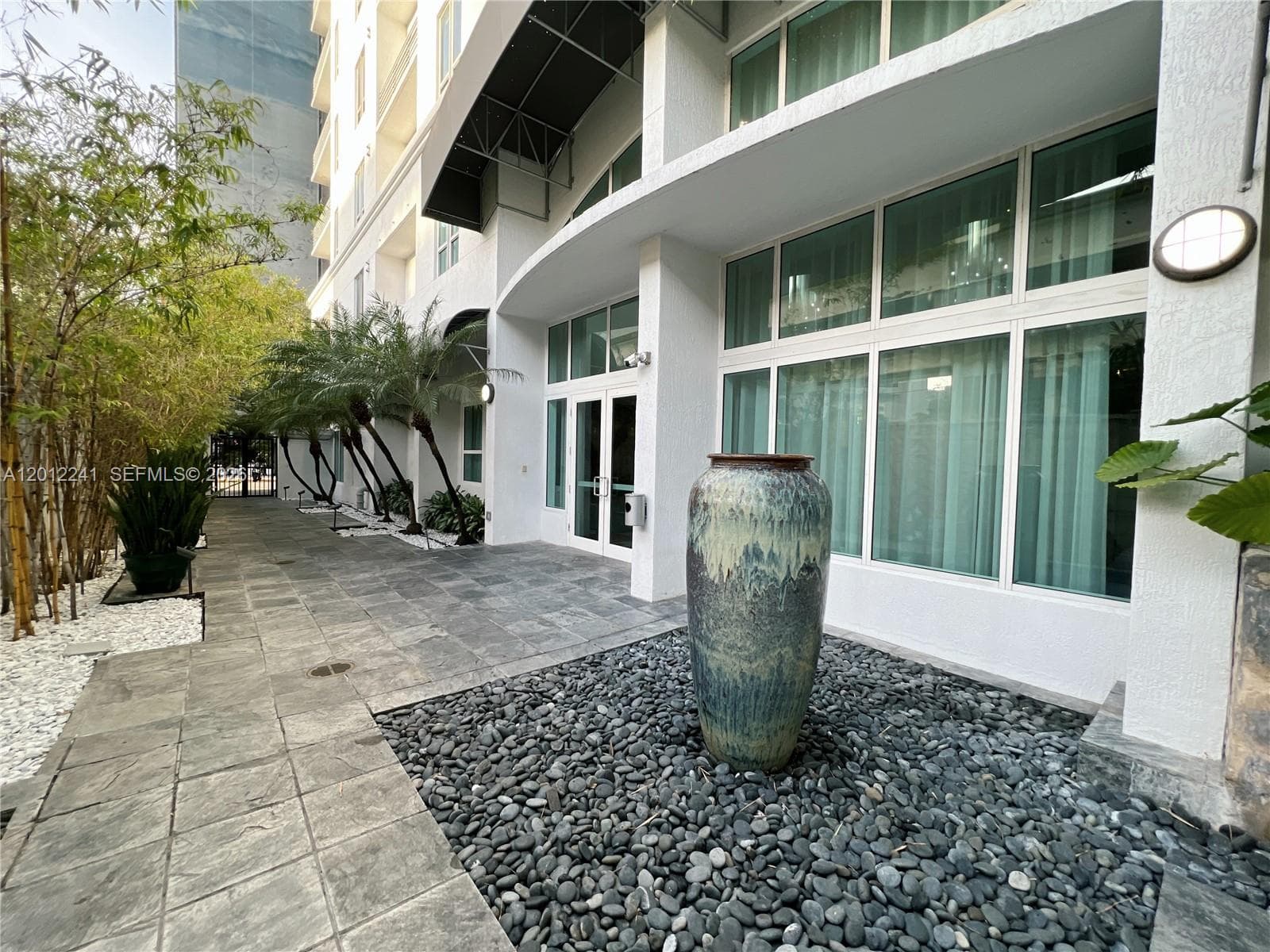 234 NE 3rd St # 703, Miami FL 33132 — 19