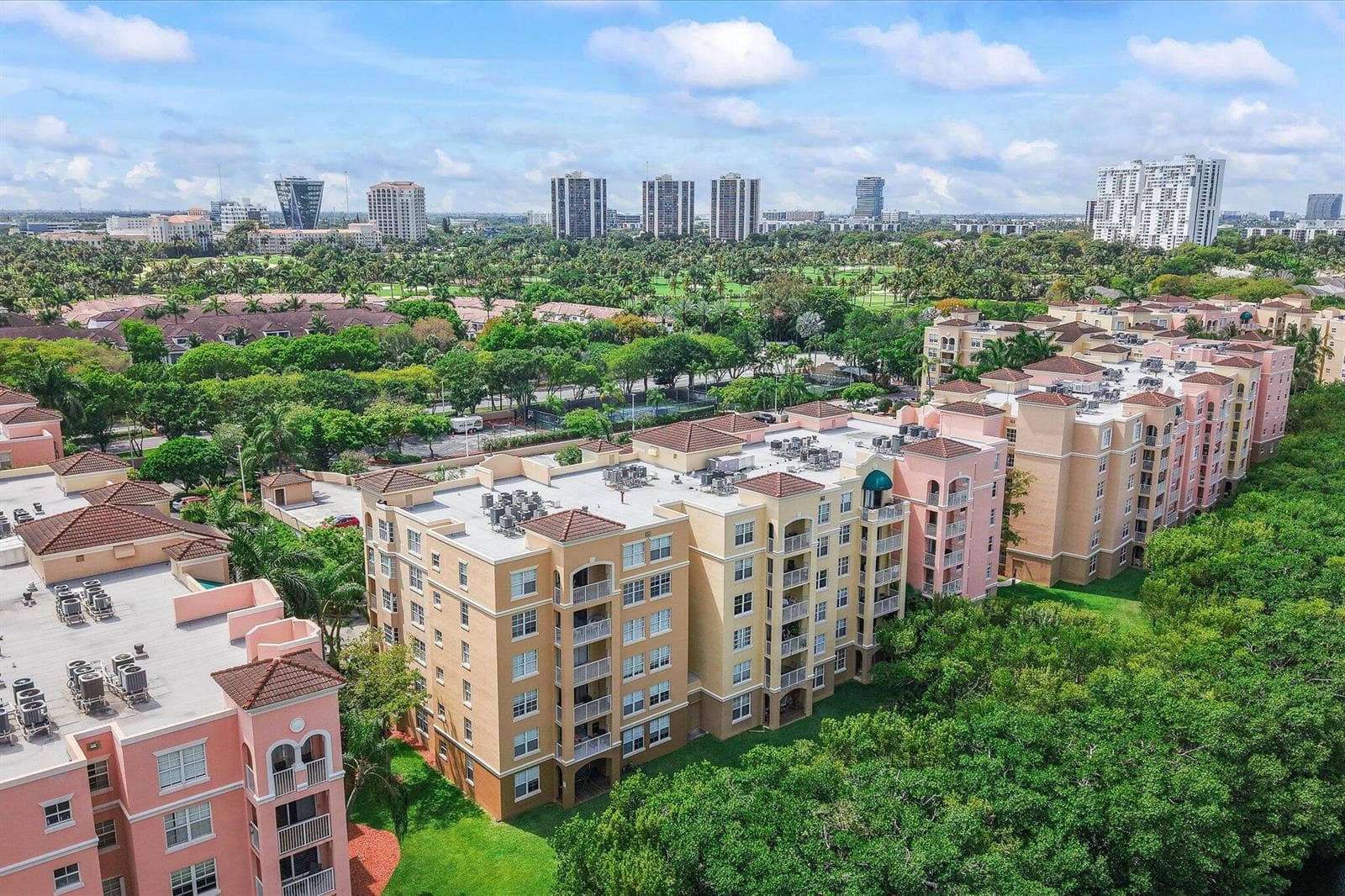 19601 E Country Club Drive # 7505, Aventura FL 33180 — 16