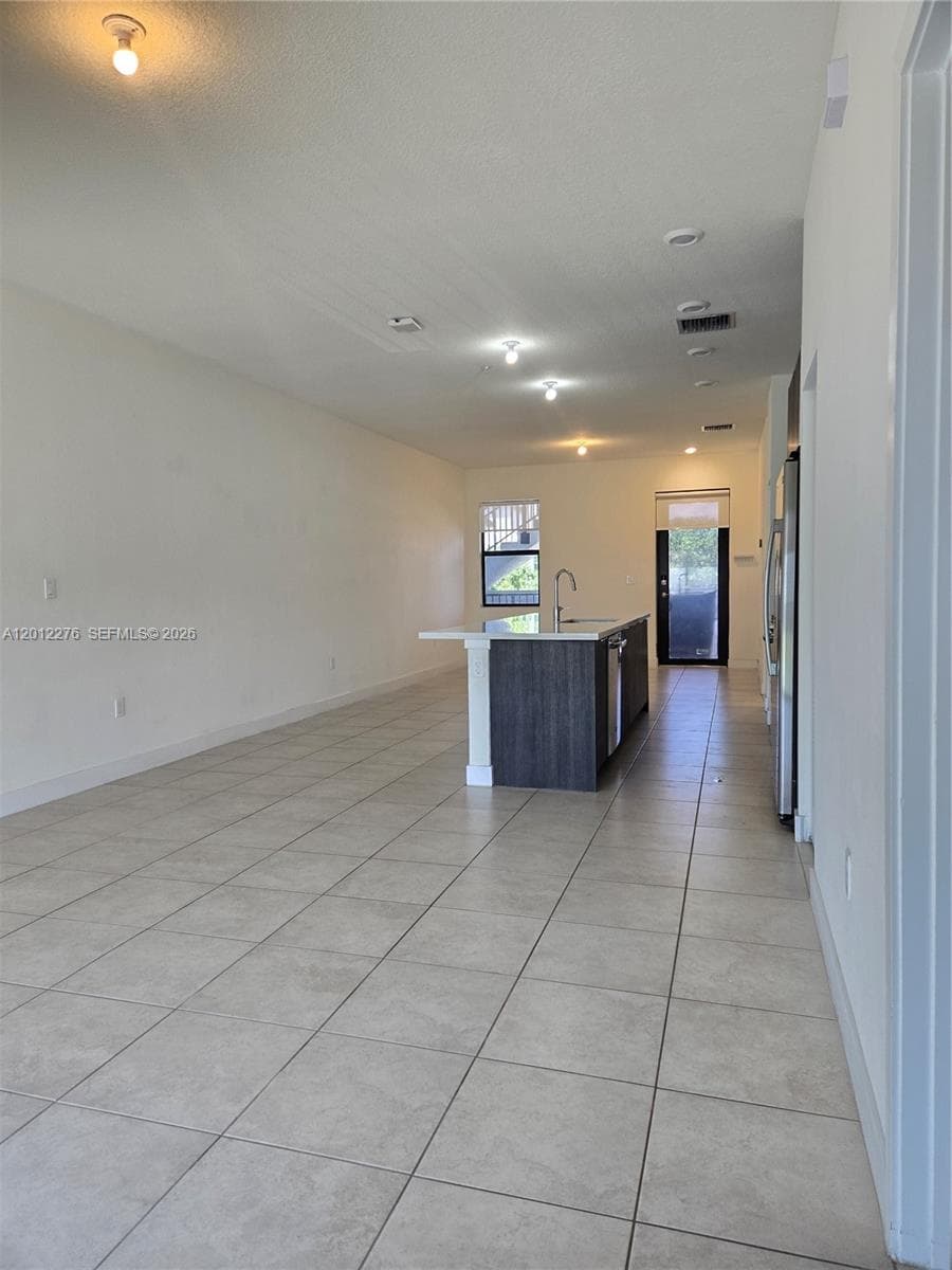 7819 NW 104th Ave # 21, Doral FL 33178 — 6