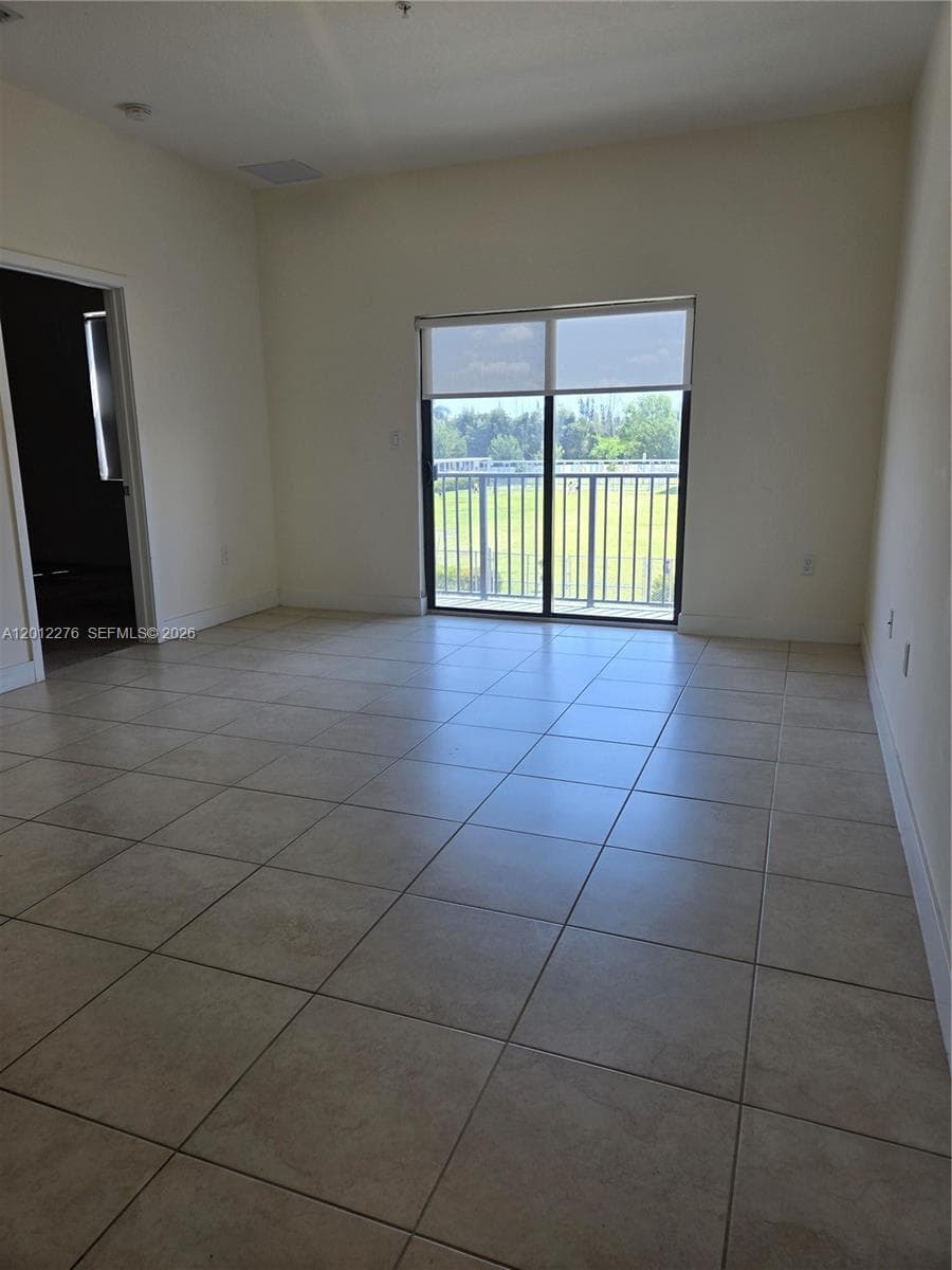 7819 NW 104th Ave # 21, Doral FL 33178 — 8