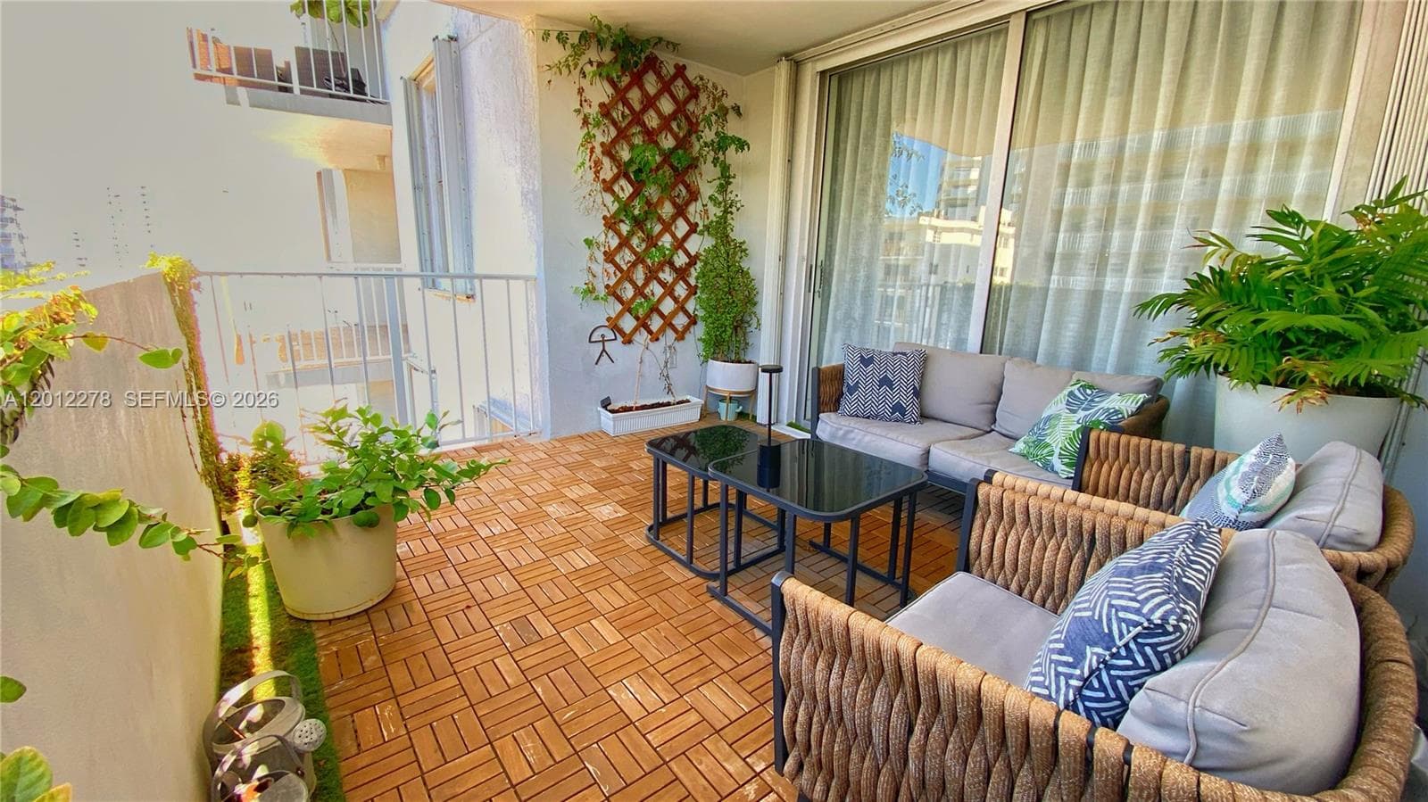1331 Lincoln Rd # 702, Miami Beach FL 33139 — 22