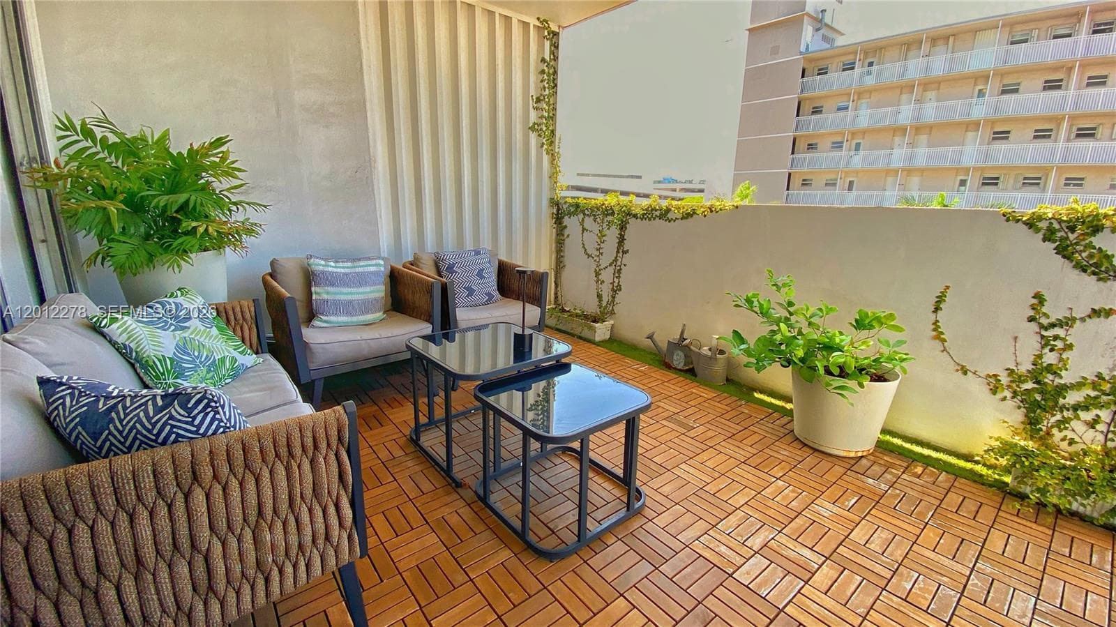 1331 Lincoln Rd # 702, Miami Beach FL 33139 — 20