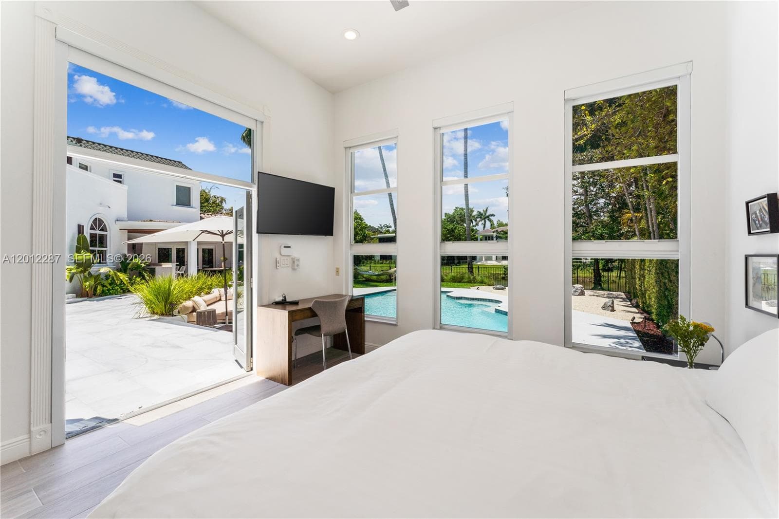 8763 SW 61st Pl, Pinecrest FL 33156 — 16