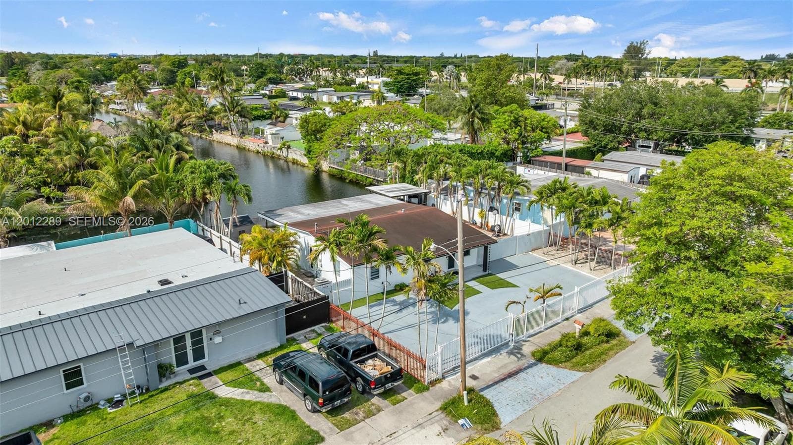 11500 SW 57th Ter, Miami FL 33173 — 46