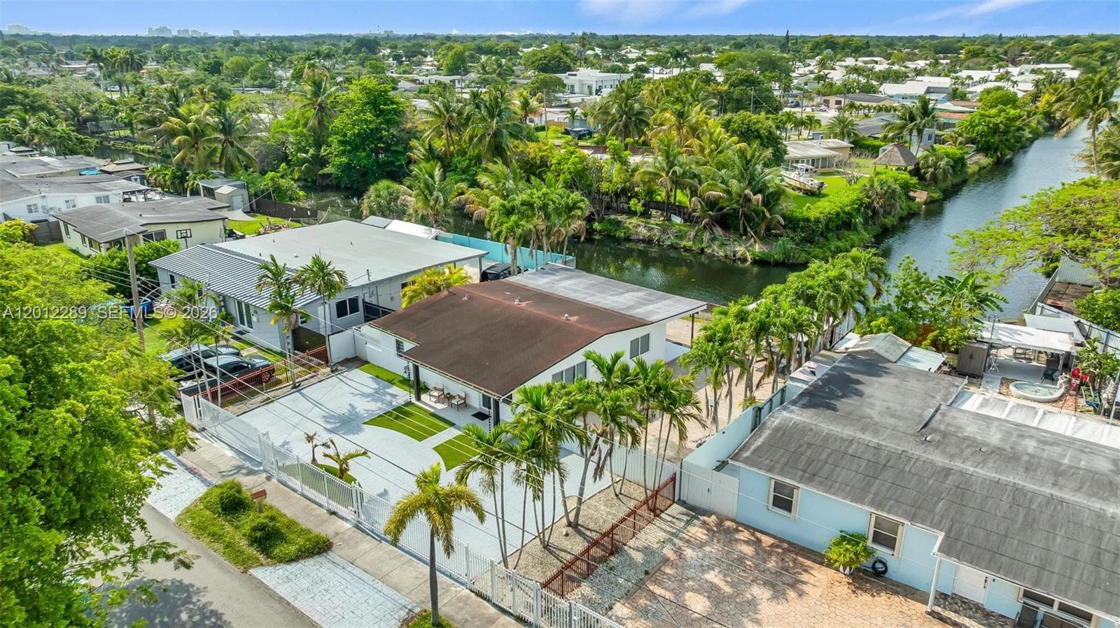 11500 SW 57th Ter, Miami FL 33173 — 47