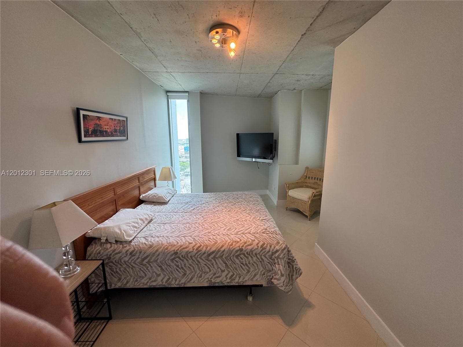 690 SW 1st Ct # 2301, Miami FL 33130 — 20